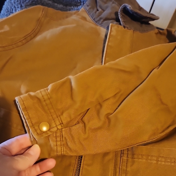 Old Navy Barn Jacket - Picture 4 of 14